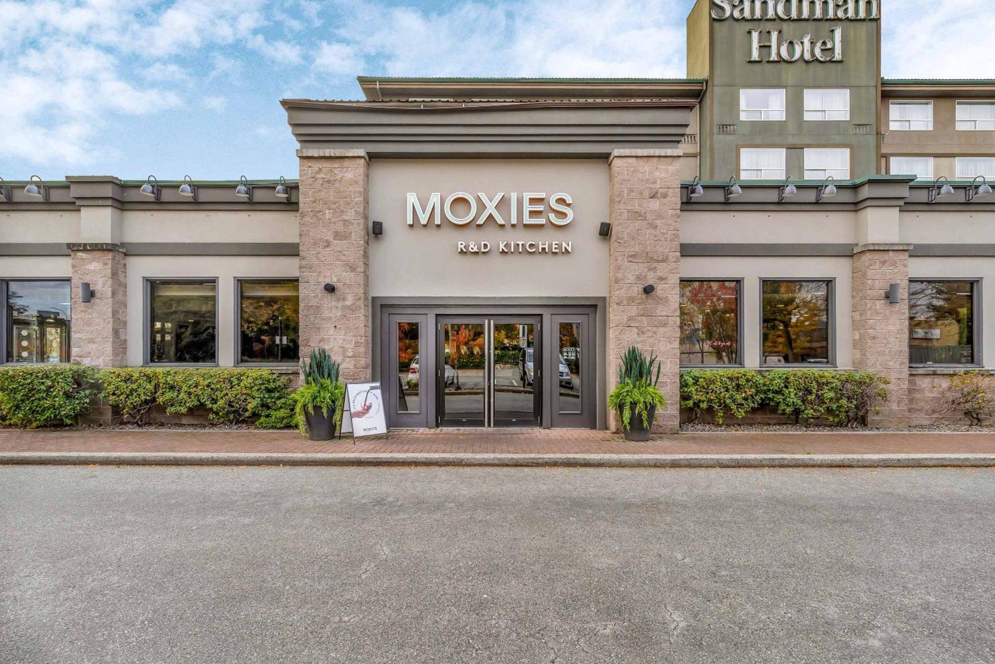 Sandman Hotel Vancouver Airport Richmond Exterior photo